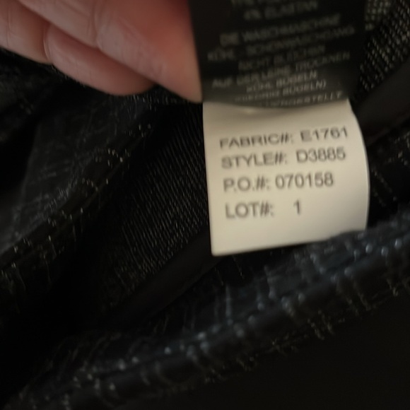 Flattering and fun black patterned zipper flat front slacks - Picture 6 of 13